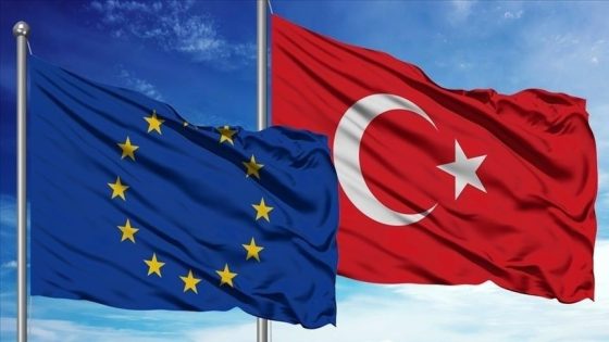 الاتحاد الأوروبي يؤكد على ضرورة مواصلة العمل بالاتفاقيات المبرمة مع تركيا