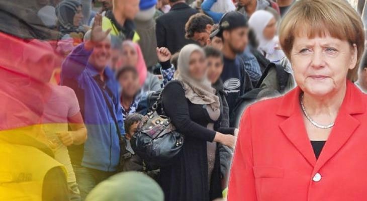ميركل-واللاجئين
