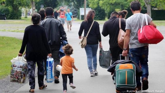 أمر خطير شرق ألمانيا.. هل يدفع لاجئين للفرار منه؟