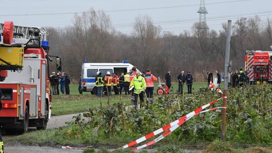 مقتل ثلاثة أشخاص بتحطم مروحية جنوب ألمانيا