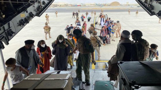 عودة نقل اللاجئين الأفغان من ألمانيا إلى أمريكا