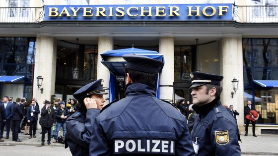 جهاز الشرطة الألماني ينفّذ عملية واسعة النطاق بسبب وجود شهادات لقاح مزيفة.. ما القصة؟