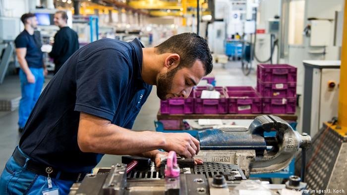 7017d89e3ef83107afa4d6957d861ccec0bf4ee7