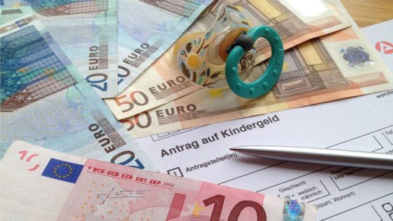 بنك يستدعي الشرطة بدل السماح لسيدة بسحب 10 آلاف يورو.. ما السبب؟