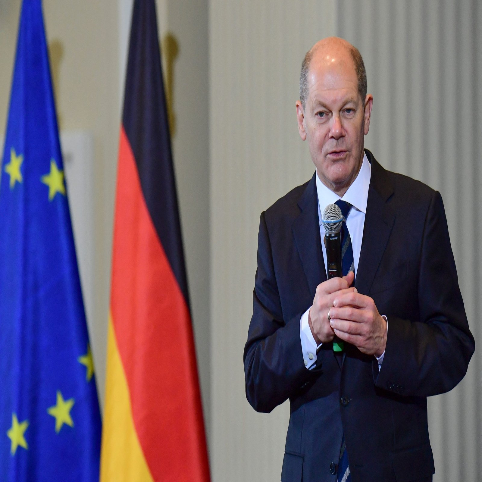 GERMANY-POLITICS-HANDOVER-GOVERNMENT-FINANCE