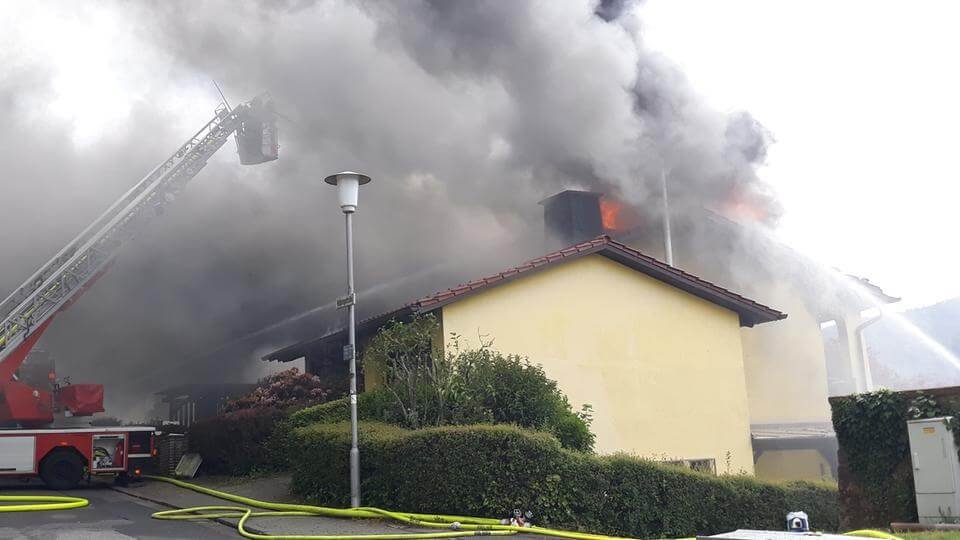 wohnhausbrand-fuerth-100__t-1591519715332_v-16to9