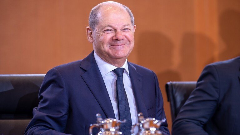 D6962DB2-0762-4649-A675-EFB30D333366