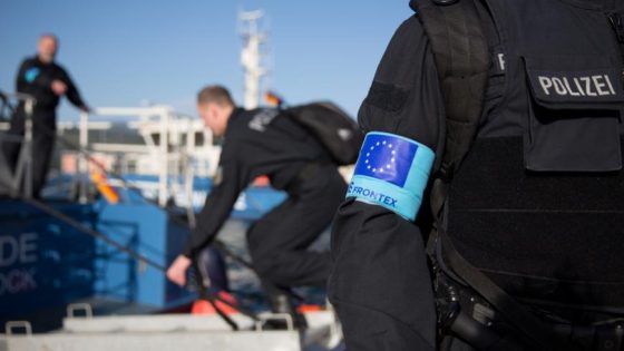 حرس الحدود والسواحل الأوروبية "فرونتكس" متهمة بارتكاب انتهاكات ضد اللاجئين