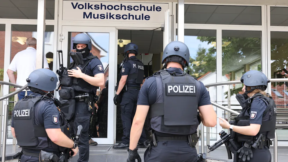 7470dce7253e2ac1d4faf6929c78931f,8ca2d7e8