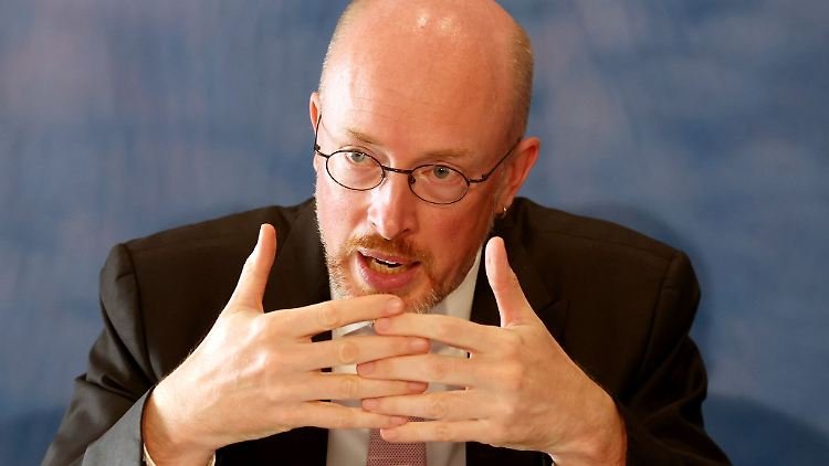 Im-Landtag-sagte-Innenminister-Christian-Pegel-SPD-dass-71-Afghanen-und-Syrer-abgeschoben-werden-sollen-weil-sie-schwere-Straftaten-begangen-haben-Intensivtater-oder-Gefahrder-sind